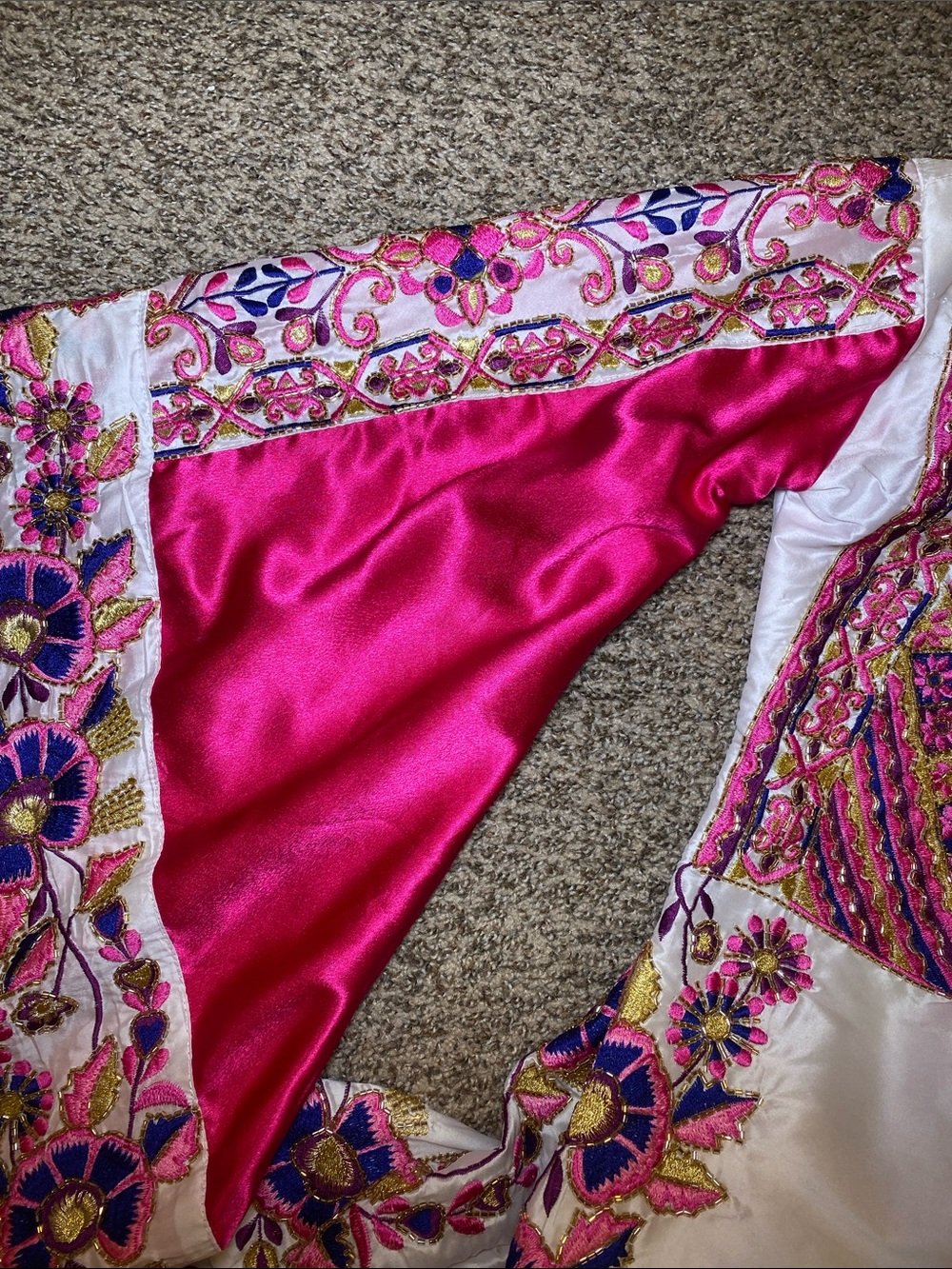 Embroidered Customized Thobe - Picture 8 of 9